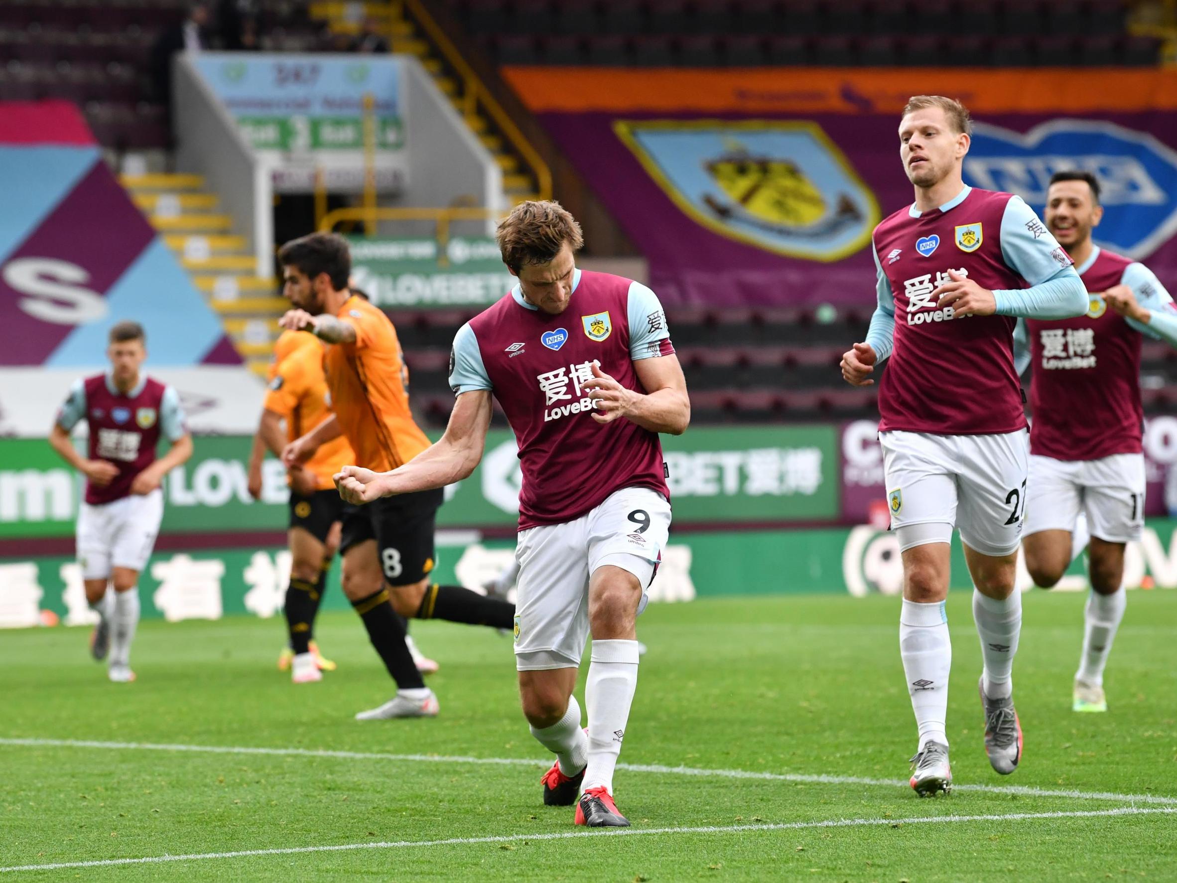 Nhận định Wolves vs Burnley 1h30 ngày 29/8 Vòng 2 cúp Liên đoàn Anh 2024/25